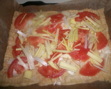 Foto del paso 3 de la receta: Coca de puerros con tomate al romero