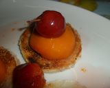 Foto del paso 5 de la receta: Melocotones y ciruelas sobre tostadas crujientes