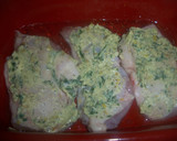 Foto del paso 2 de la receta: Contramuslo de pollo con mantequilla a las hierbas