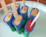 Foto del paso 4 de la receta: Helados de fresa con trocitos de fruta