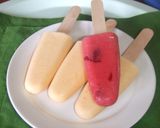 Foto del paso 5 de la receta: Helados de fresa con trocitos de fruta
