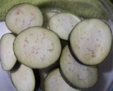 Foto del paso 1 de la receta: Sandwich de berenjenas crujientes con queso de cabra
