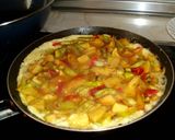 Foto del paso 3 de la receta: Tortilla de patata, calabacines y chorizo