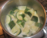 Foto del paso 3 de la receta: Vichyssoise de calabacín con aguacates