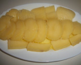 Foto del paso 1 de la receta: Patatas en aceite con pimentón picante