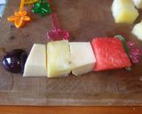 Foto del paso 3 de la receta: Brochetas de sandía roja y amarilla