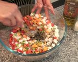Foto del paso 2 de la receta: Ensalada de lentejas con atún y verduras