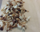 Foto del paso 1 de la receta: Hojaldre de bacalao y pasas