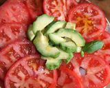 Foto del paso 4 de la receta: Calabacines rellenos de carne y salchichas