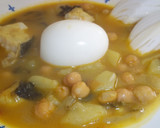 Foto del paso 5 de la receta: Potaje de garbanzos con bacalao fresco