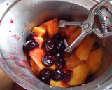 Foto del paso 1 de la receta: Helados naturales de melocotón y cerezas