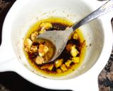 Foto del paso 2 de la receta: Ensalada de espinacas con alubias y vinagreta de nueces