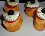 Foto del paso 2 de la receta: Tostas mediterráneas