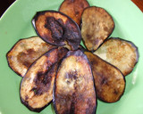 Foto del paso 7 de la receta: Secreto ibérico con salsa de cebolla y chips de berenjena