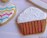 Foto del paso 26 de la receta: Galletas de mantequilla decoradas con glasa real y fondant