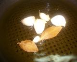 Foto del paso 1 de la receta: Patatas fritas con ajos al laurel
