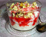 Foto del paso 2 de la receta: Requesón con pistachos, nueces y sirope de fresas