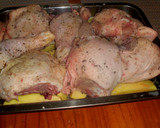 Foto del paso 1 de la receta: Pollo al horno con patata y orégano