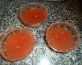 Foto del paso 3 de la receta: Gelatina de almíbar con rodajas de plátano