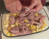 Foto del paso 3 de la receta: Pollos picantones con manzana