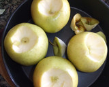 Foto del paso 1 de la receta: Manzanas asadas con vino de Oporto al aroma de canela