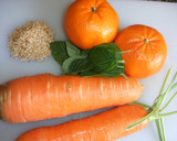 Foto del paso 1 de la receta: Ensalada de zanahorias y mandarinas con menta