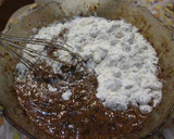 Foto del paso 3 de la receta: Bizcochuelo oscuro de frutas secas
