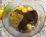 Foto del paso 1 de la receta: Bizcochuelo oscuro de frutas secas