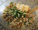 Foto del paso 3 de la receta: Albóndigas de pollo en salsa napolitana