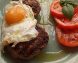 Foto del paso 5 de la receta: Hamburguesas de carne vacuna y salchichas rellenas