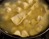 Foto del paso 3 de la receta: Ravioles con tuco