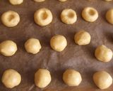Foto del paso 4 de la receta: Masitas con mermelada de mora