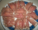 Foto del paso 2 de la receta: Rollitos de lomo rellenos de queso azul al horno