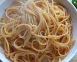 Foto del paso 5 de la receta: Spaghetti al peperoncino con salsa de setas variadas