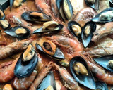 Foto del paso 5 de la receta: Cazuela de salmón con mariscos
