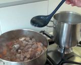Foto del paso 5 de la receta: Estofado de carne con patatas y guisantes