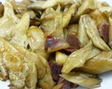 Foto del paso 2 de la receta: Pechuga de pavo con setas y jamón