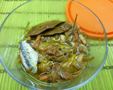 Foto del paso 2 de la receta: Tapa de sardina en escabeche