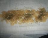 Foto del paso 2 de la receta: Salmón con cebolla caramelizada en masa filo
