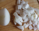 Foto del paso 1 de la receta: Pyttipanna o revuelto de patatas, carne y huevo
