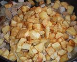 Foto del paso 4 de la receta: Pyttipanna o revuelto de patatas, carne y huevo