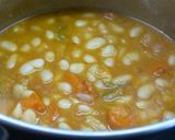 Foto del paso 3 de la receta: Pochas de mi abuela con verduritas