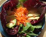 Foto del paso 3 de la receta: Ensalada de radicchio, aguacate y zanahorias