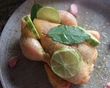 Foto del paso 1 de la receta: Pollito tomatero al horno con ajo y lima