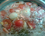 Foto del paso 1 de la receta: Sopa de gambitas y mejillones