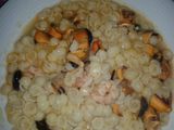 Sopa de gambitas y mejillones