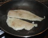 Foto del paso 1 de la receta: Panga al eneldo