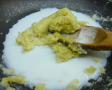 Foto del paso 3 de la receta: Como hacer bechamel para croquetas
