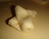 Foto del paso 8 de la receta: Cuernitos de grasa