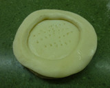 Foto del paso 5 de la receta: Hojaldre con natillas y peras en almibar